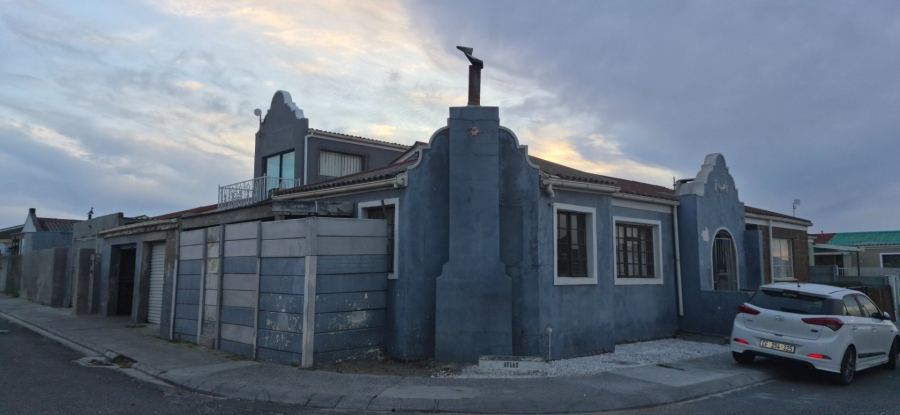 2 Bedroom Property for Sale in Tafelsig Western Cape